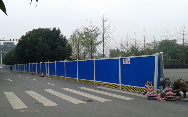 pvc围挡厂家.jpg pvc围挡厂家.jpg