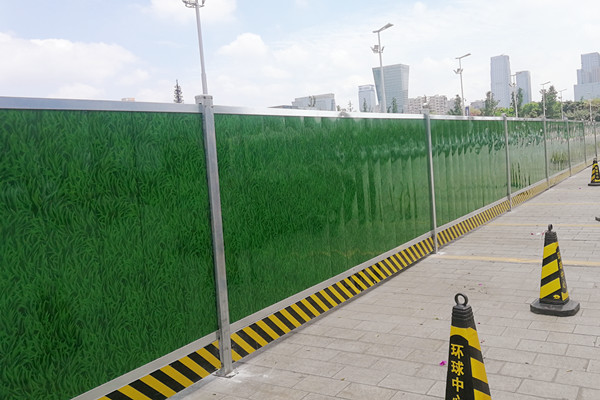 仿小草彩钢围挡.jpg 仿小草彩钢围挡.jpg